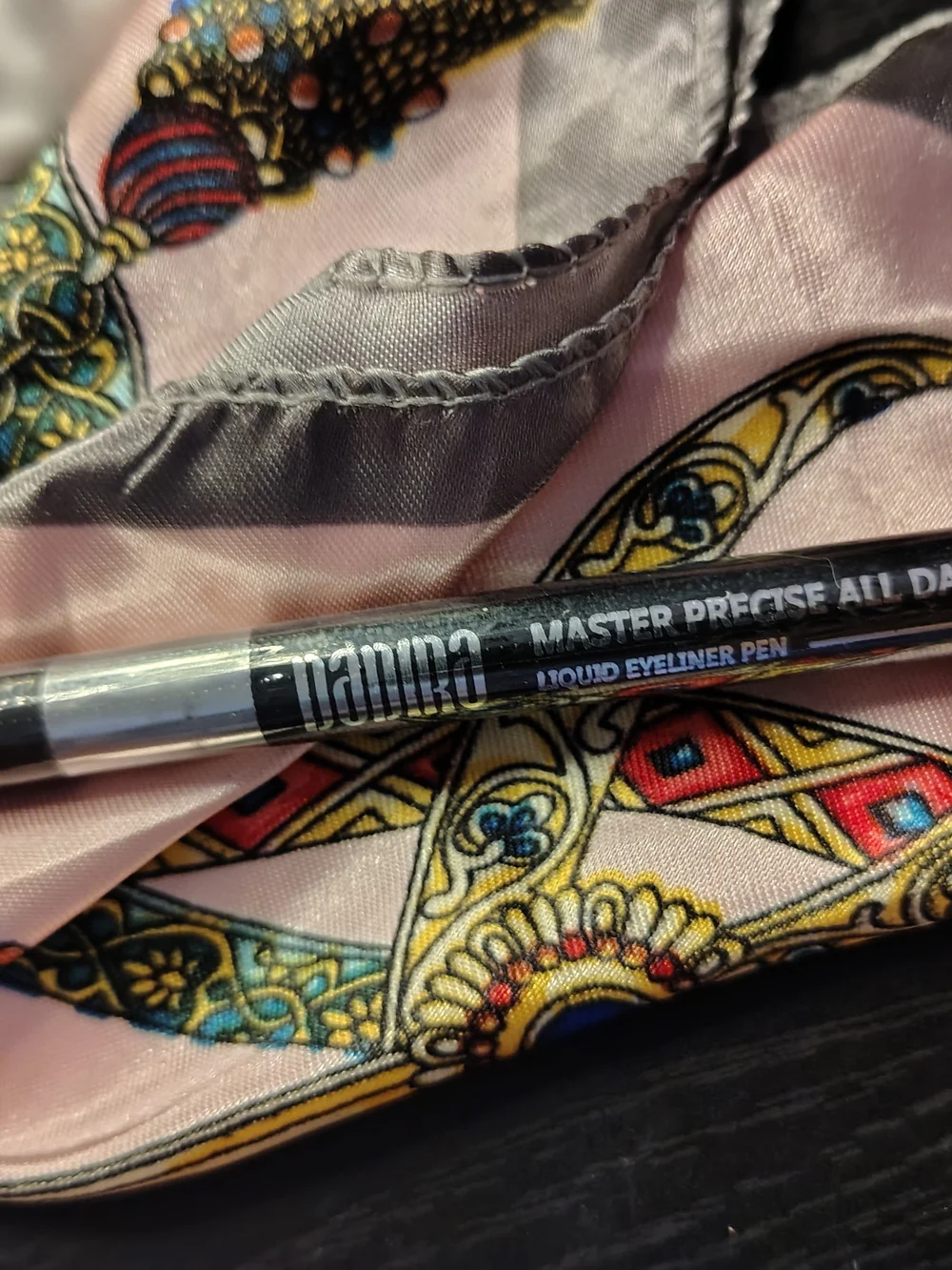 Master Precise Liquid Eyeliner Pen - Silver